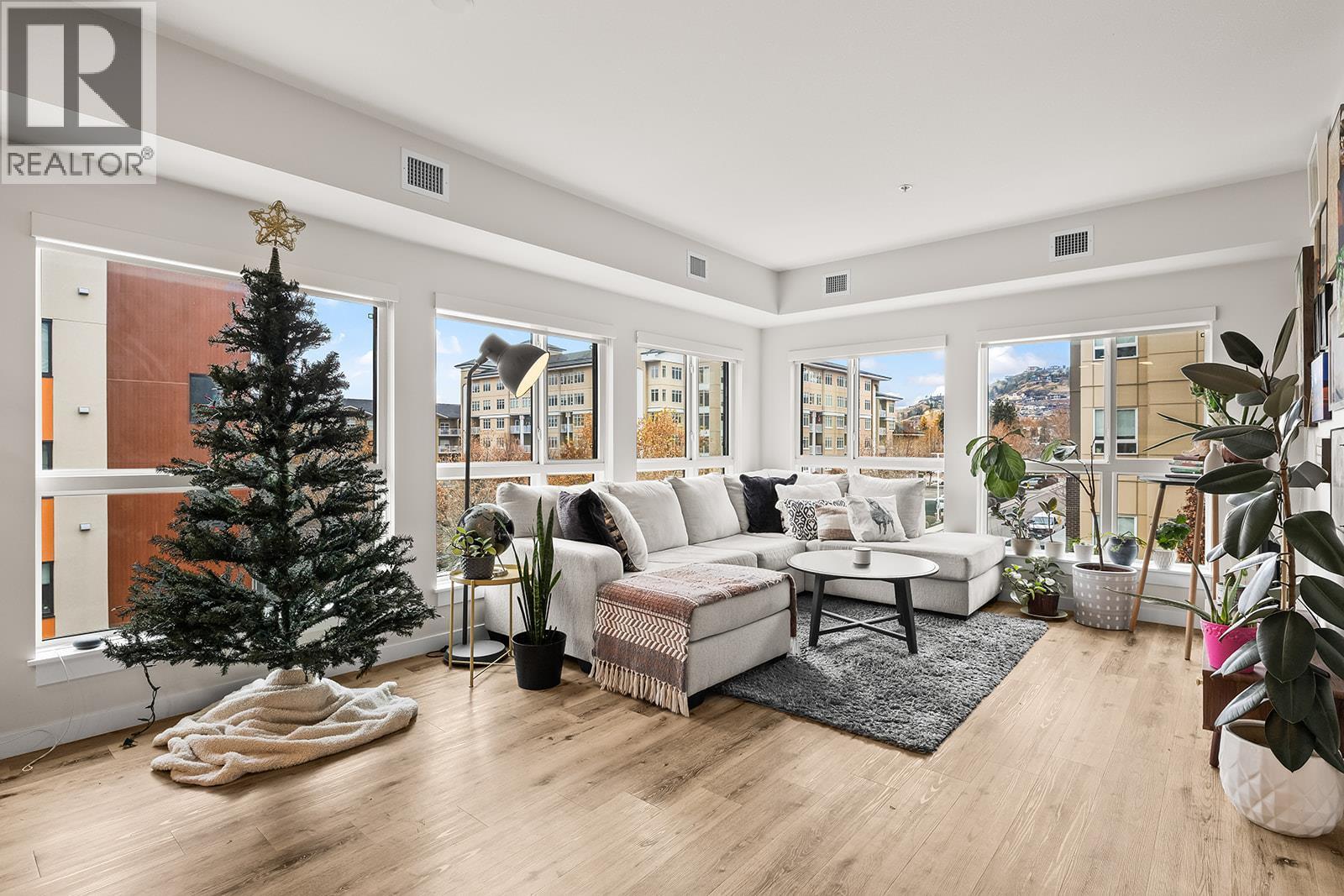 312 722 Valley Road, Kelowna