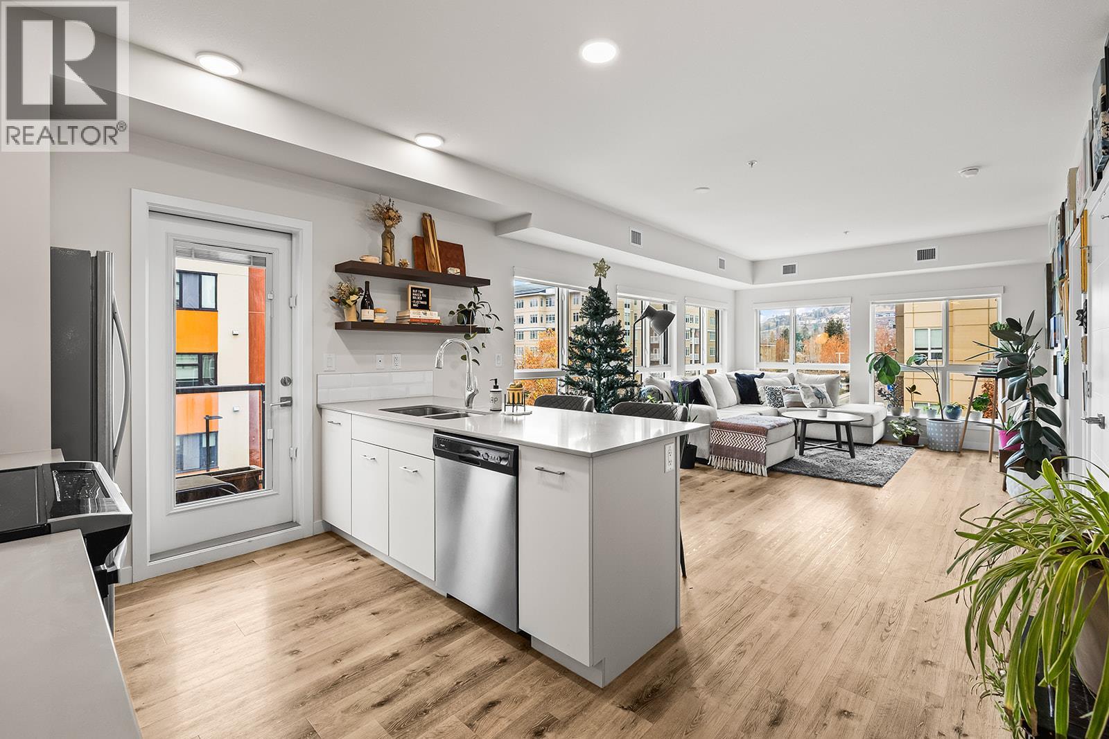 312 722 Valley Road, Kelowna