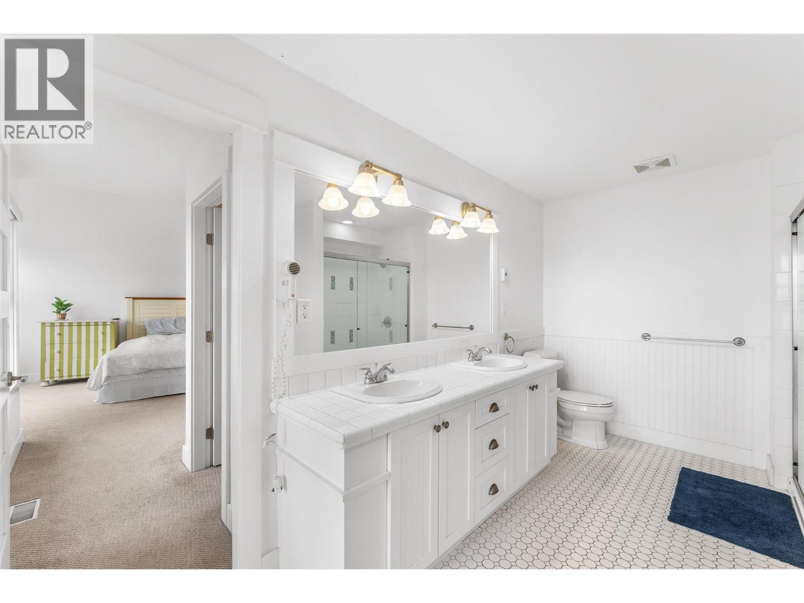 325 3880 Truswell Road, Kelowna