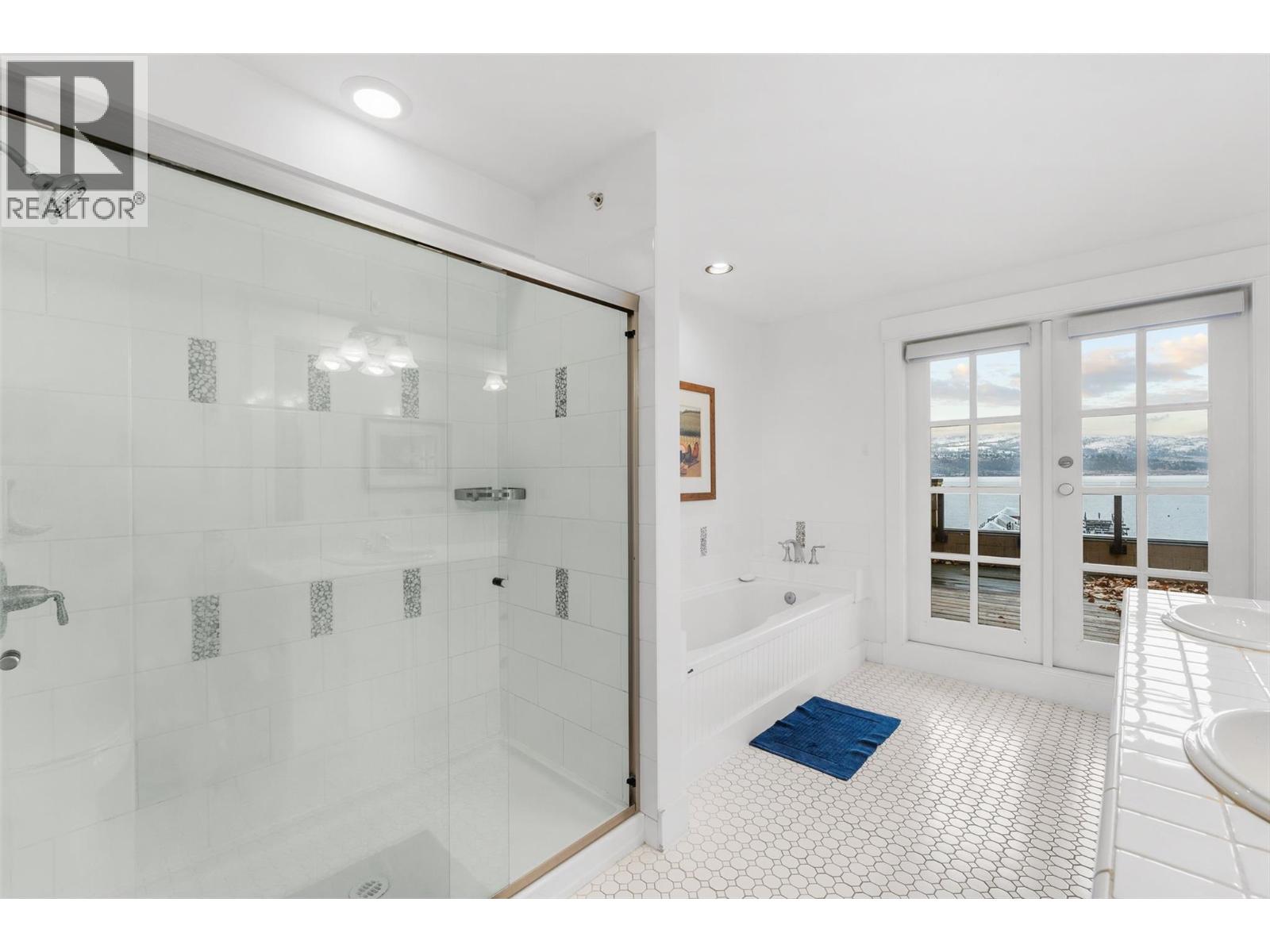 325 3880 Truswell Road, Kelowna