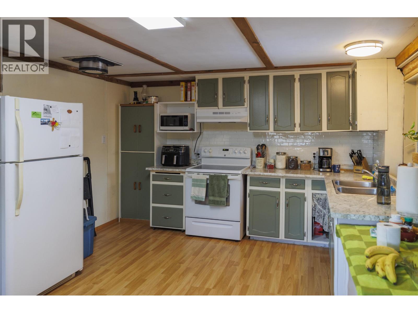 9509 DUNSTER-CROYDON ROAD - 18