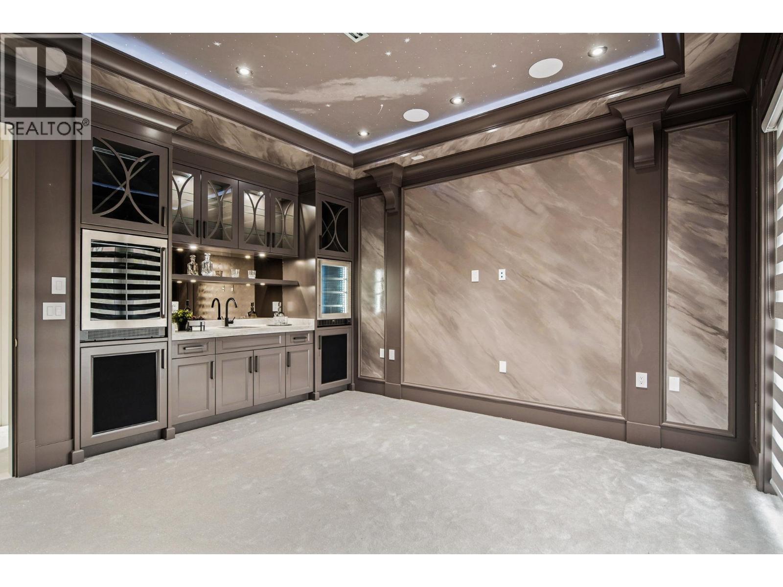 9631 BAKERVIEW Drive, Richmond