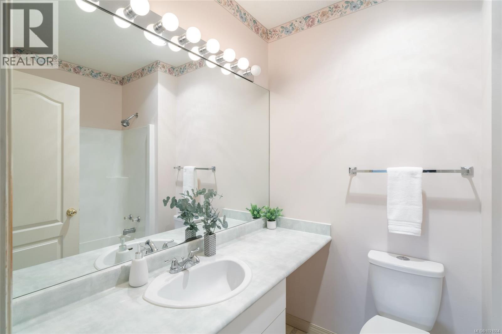 126 635 Blenkin Ave, Parksville