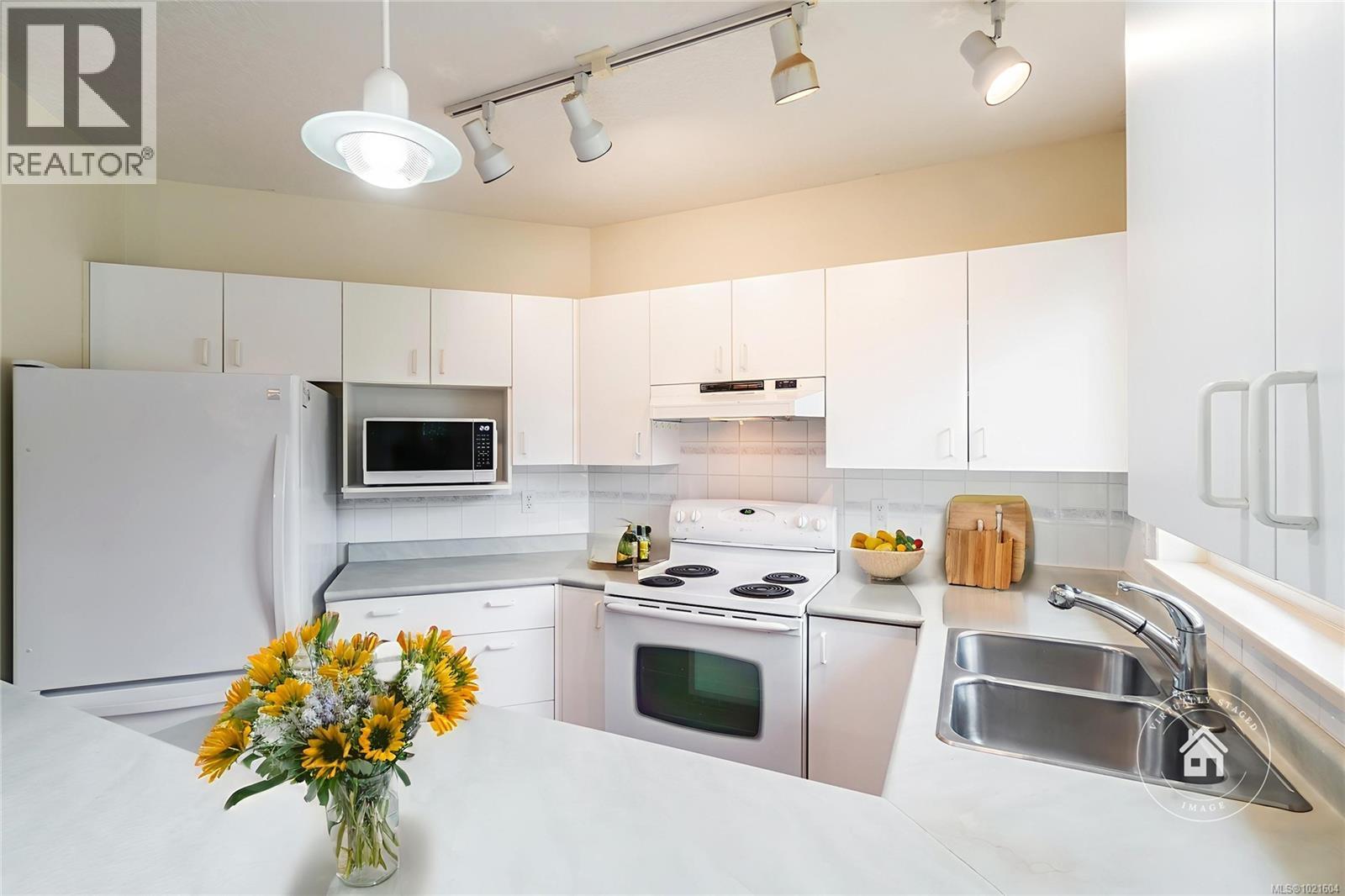 126 635 Blenkin Ave, Parksville