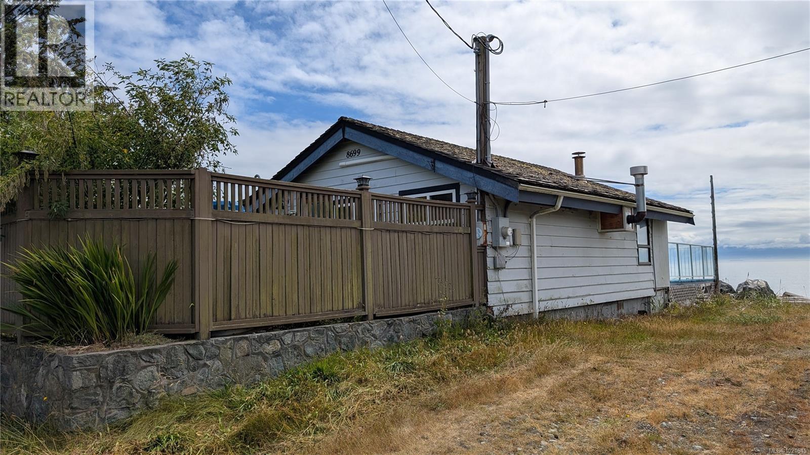 8701 West Coast Rd, Sooke