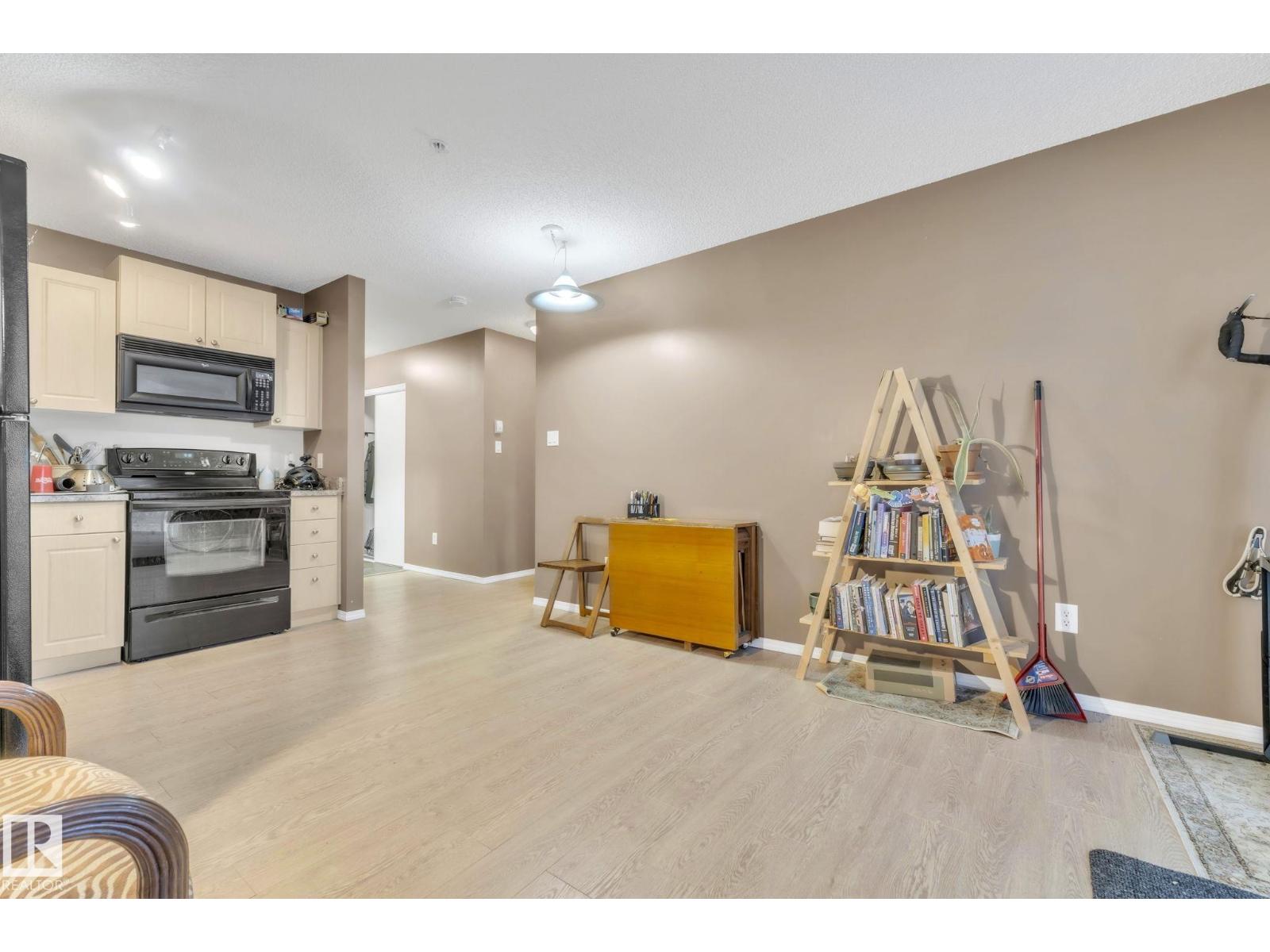 #124 70 WOODSMERE CL, Fort Saskatchewan