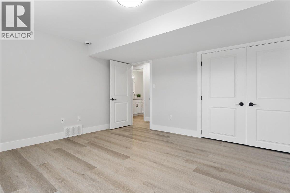  6535 Blue Jay Road, Vernon