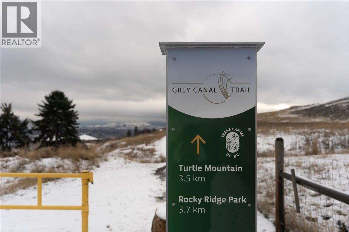  6535 Blue Jay Road, Vernon