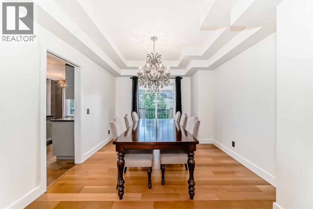 Single Family House for Sale in  Tuscany Estates Crescent NW Tuscany Calgary 