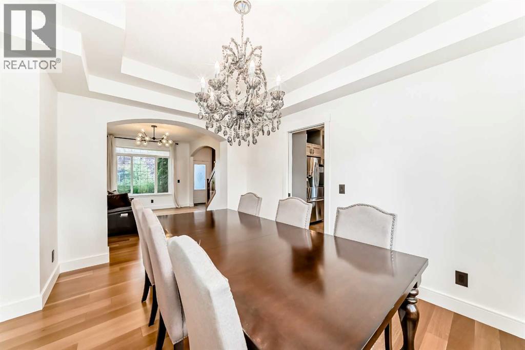 Single Family House for Sale in  Tuscany Estates Crescent NW Tuscany Calgary 