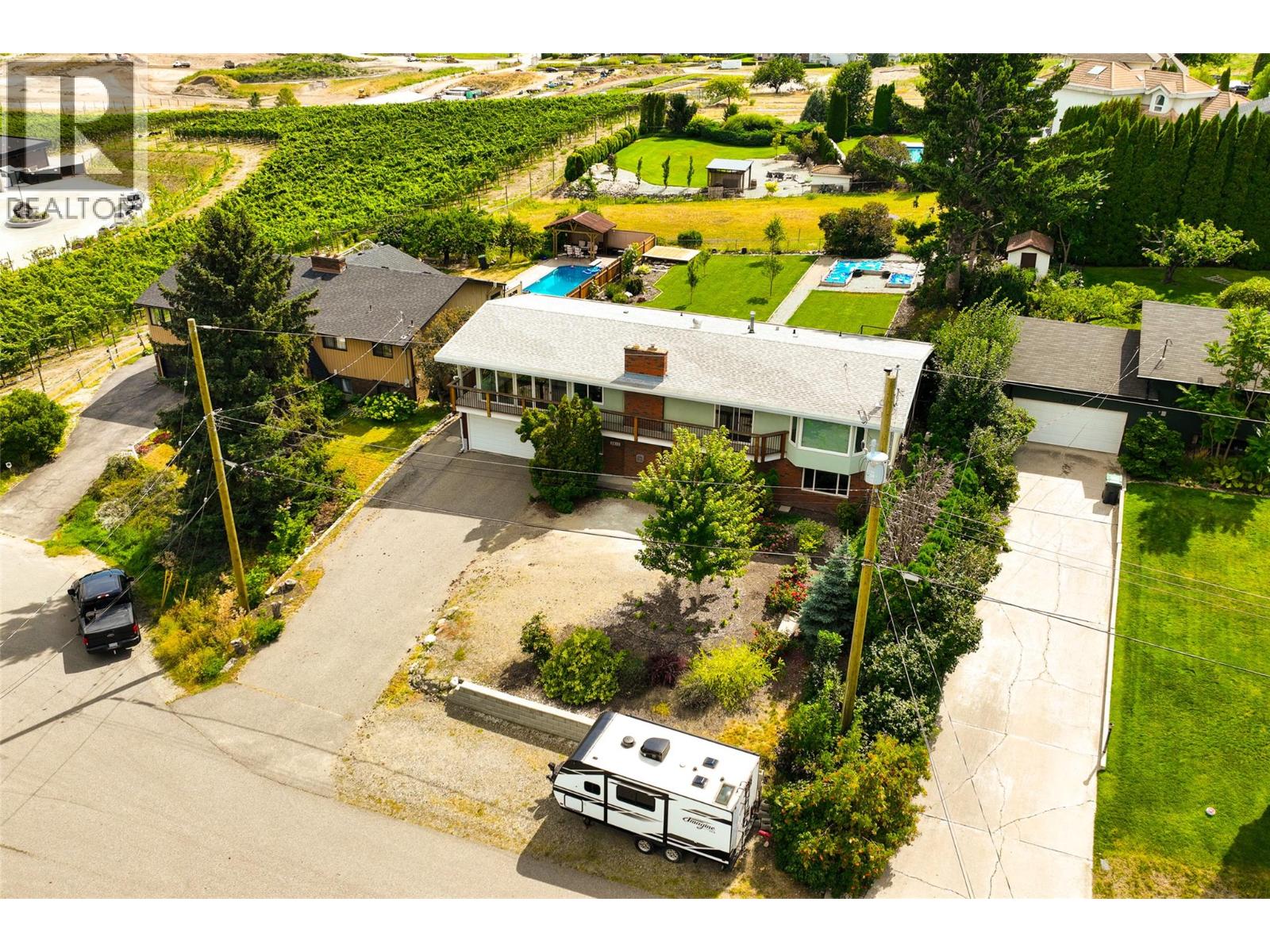 2415 COLLINGWOOD Road, West Kelowna