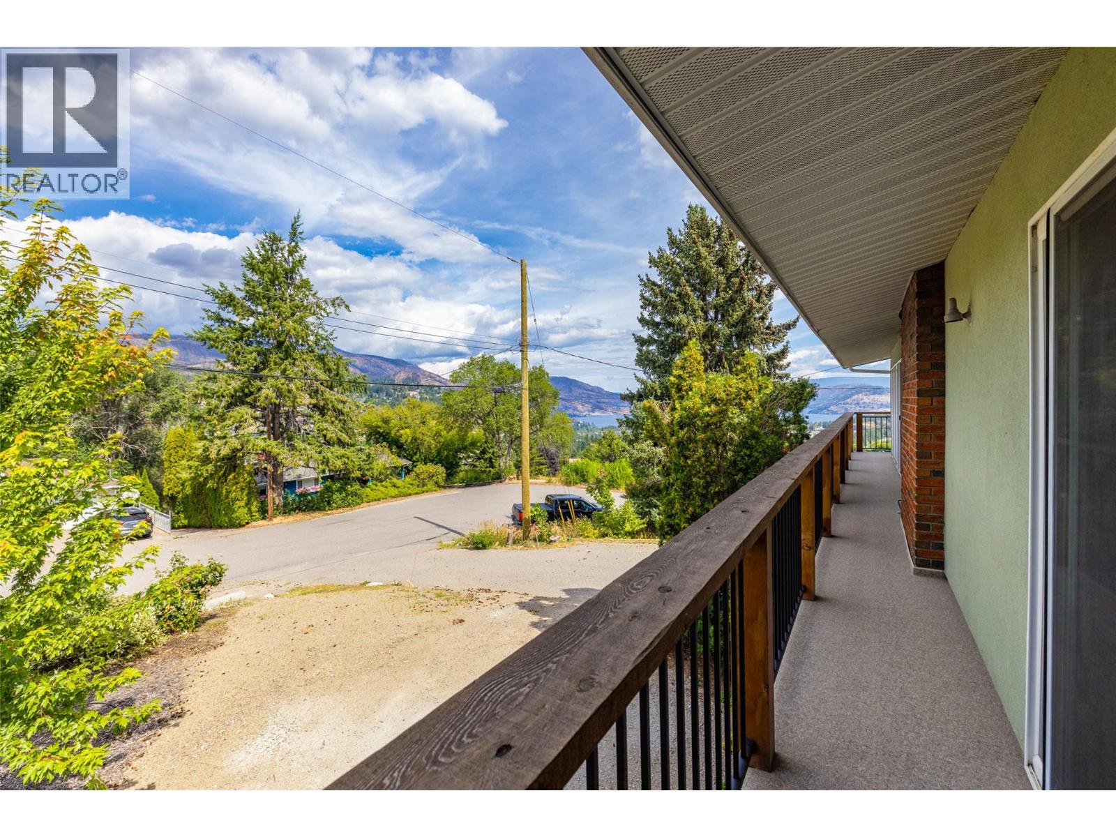  2415 COLLINGWOOD Road, West Kelowna