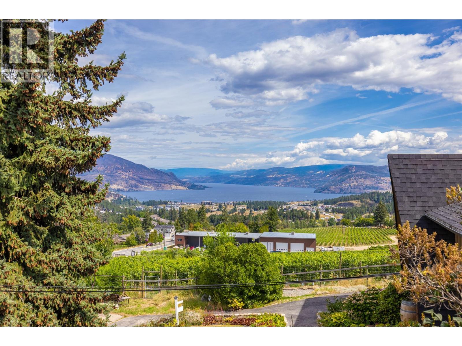  2415 COLLINGWOOD Road, West Kelowna