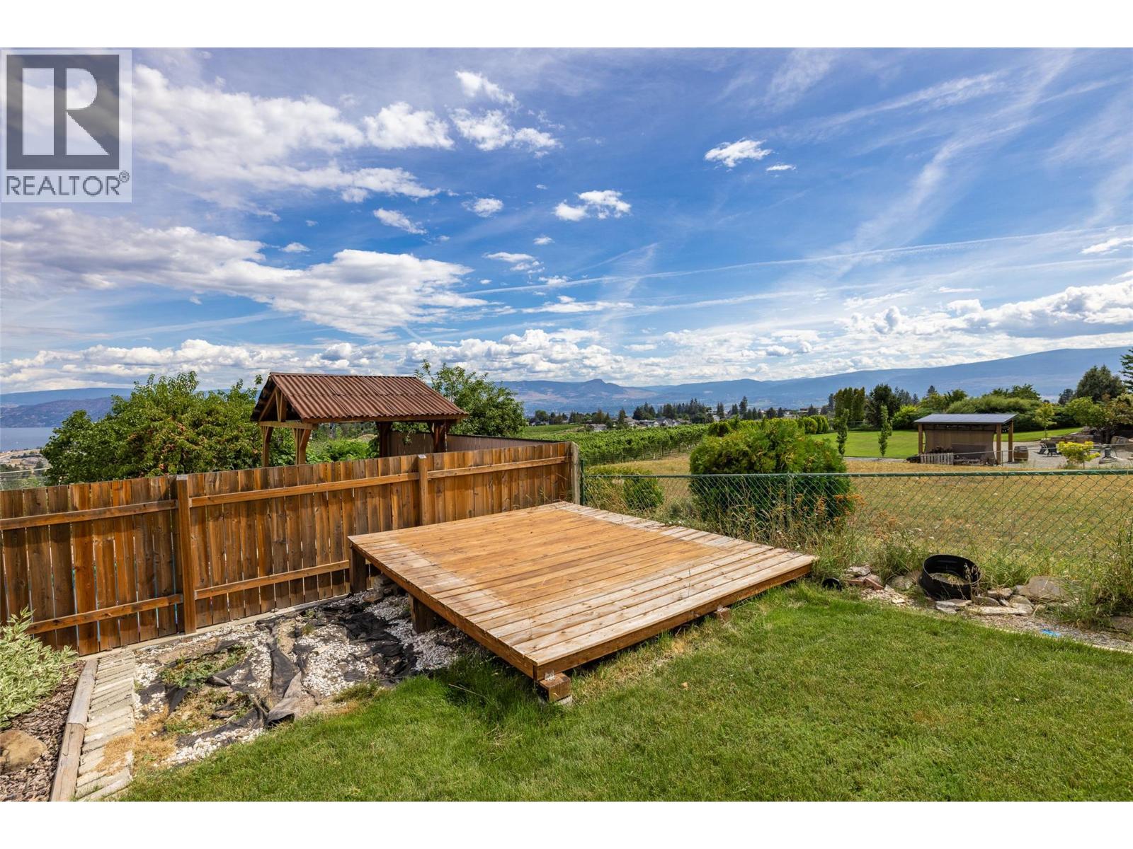  2415 COLLINGWOOD Road, West Kelowna