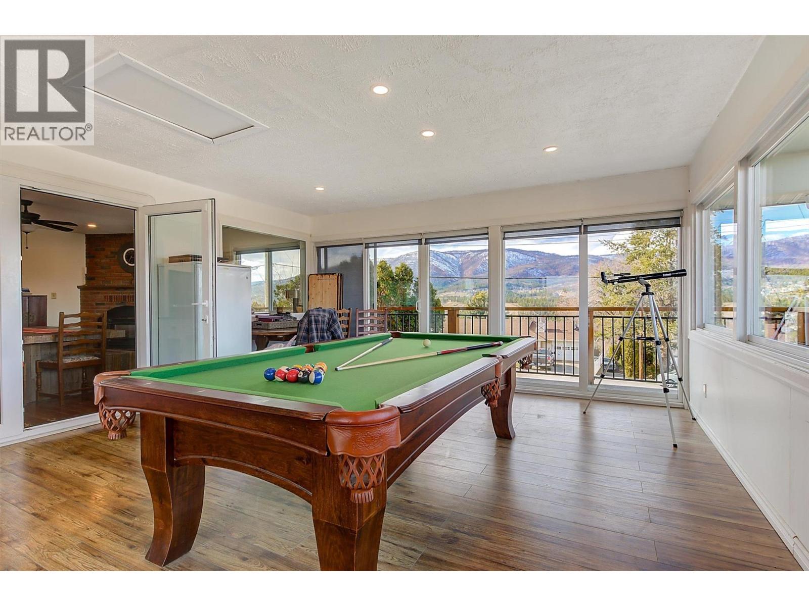  2415 COLLINGWOOD Road, West Kelowna