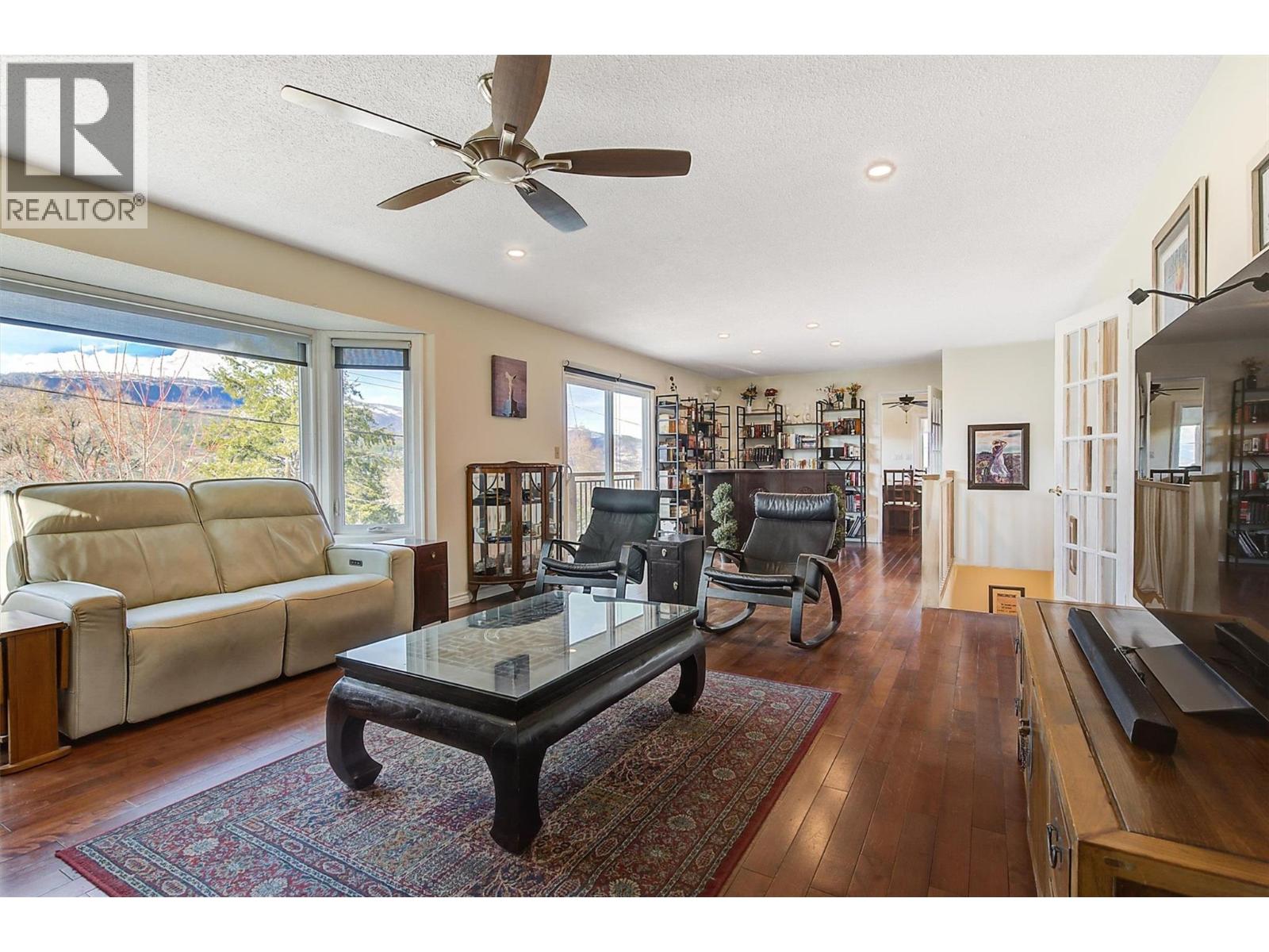  2415 COLLINGWOOD Road, West Kelowna