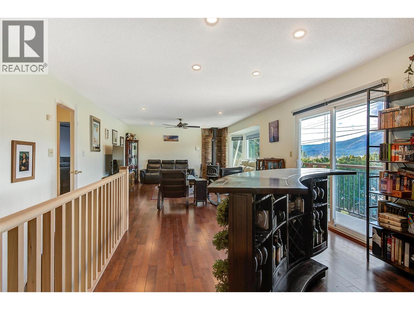  2415 COLLINGWOOD Road, West Kelowna