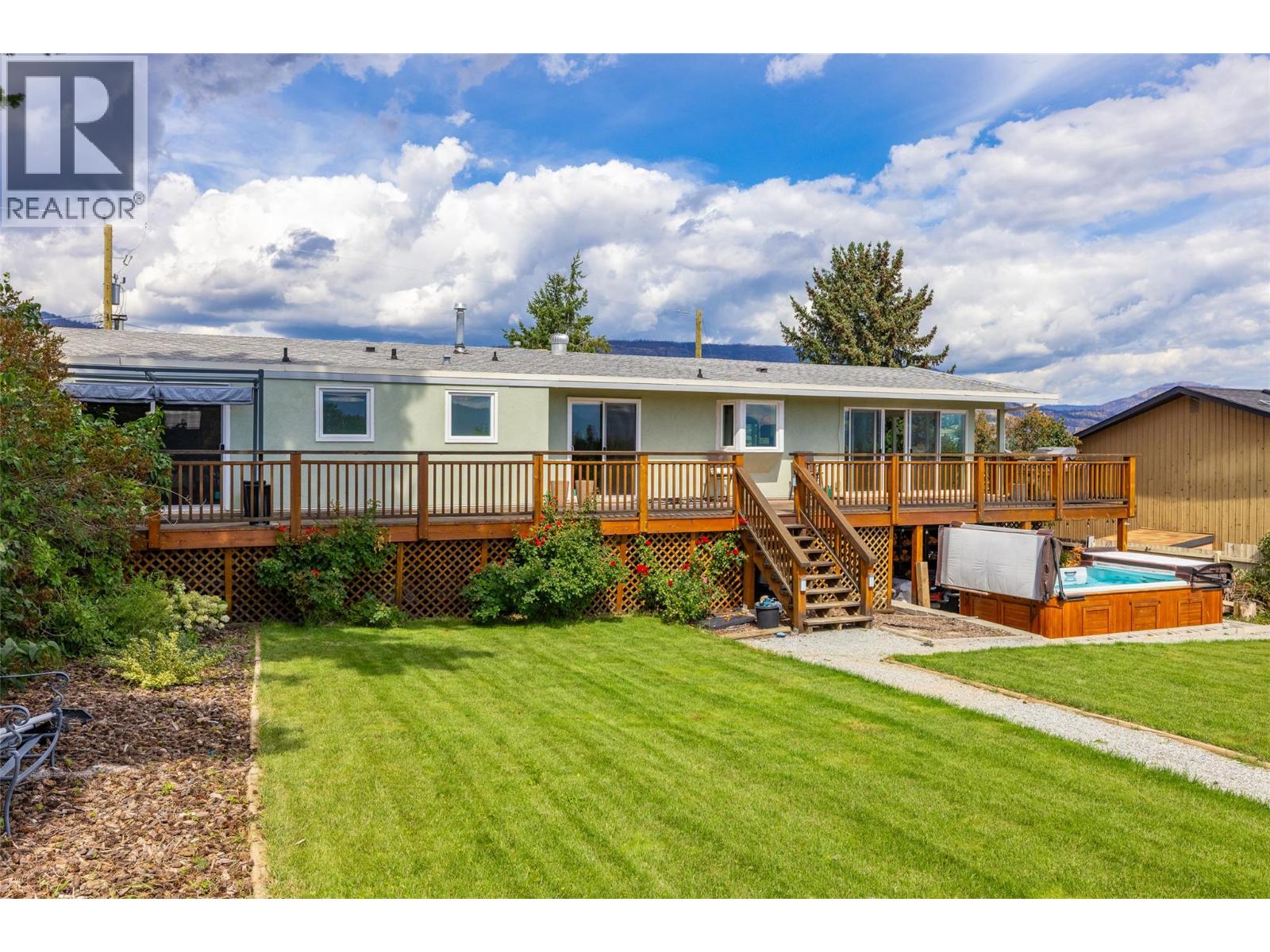  2415 COLLINGWOOD Road, West Kelowna