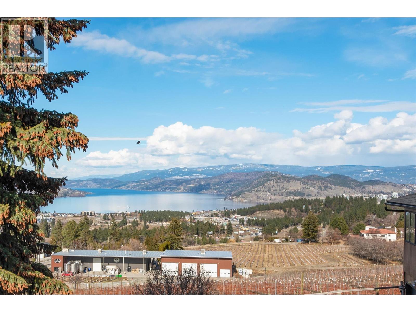 2415 COLLINGWOOD Road, West Kelowna