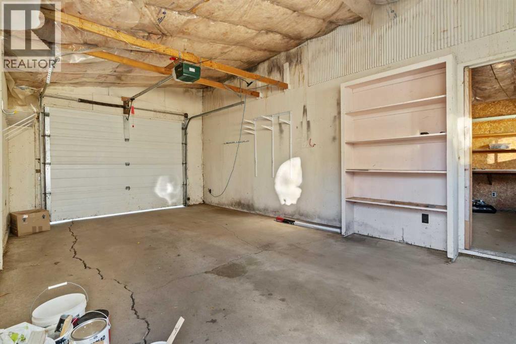 Single Family House Bungalow for Sale in  Montrose Avenue Mount Pleasant Camrose 