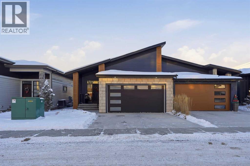 Single Family House for Sale in  Marina Cove SE Mahogany Calgary 