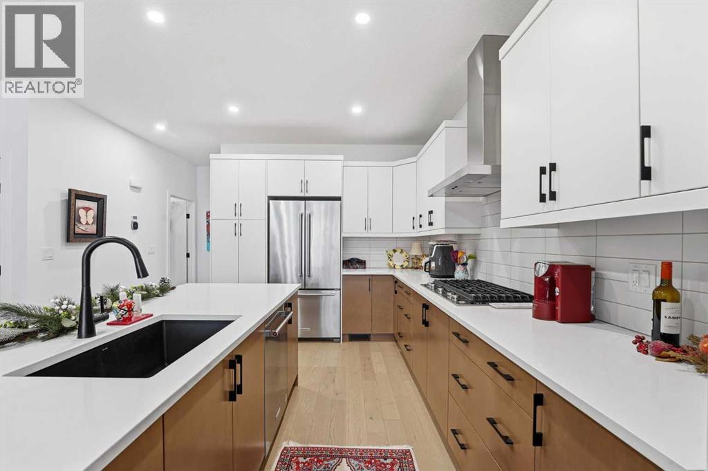 Single Family House for Sale in  Marina Cove SE Mahogany Calgary 