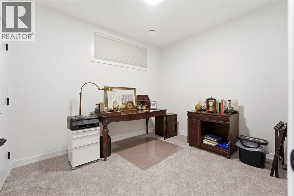 Single Family House for Sale in  Marina Cove SE Mahogany Calgary 