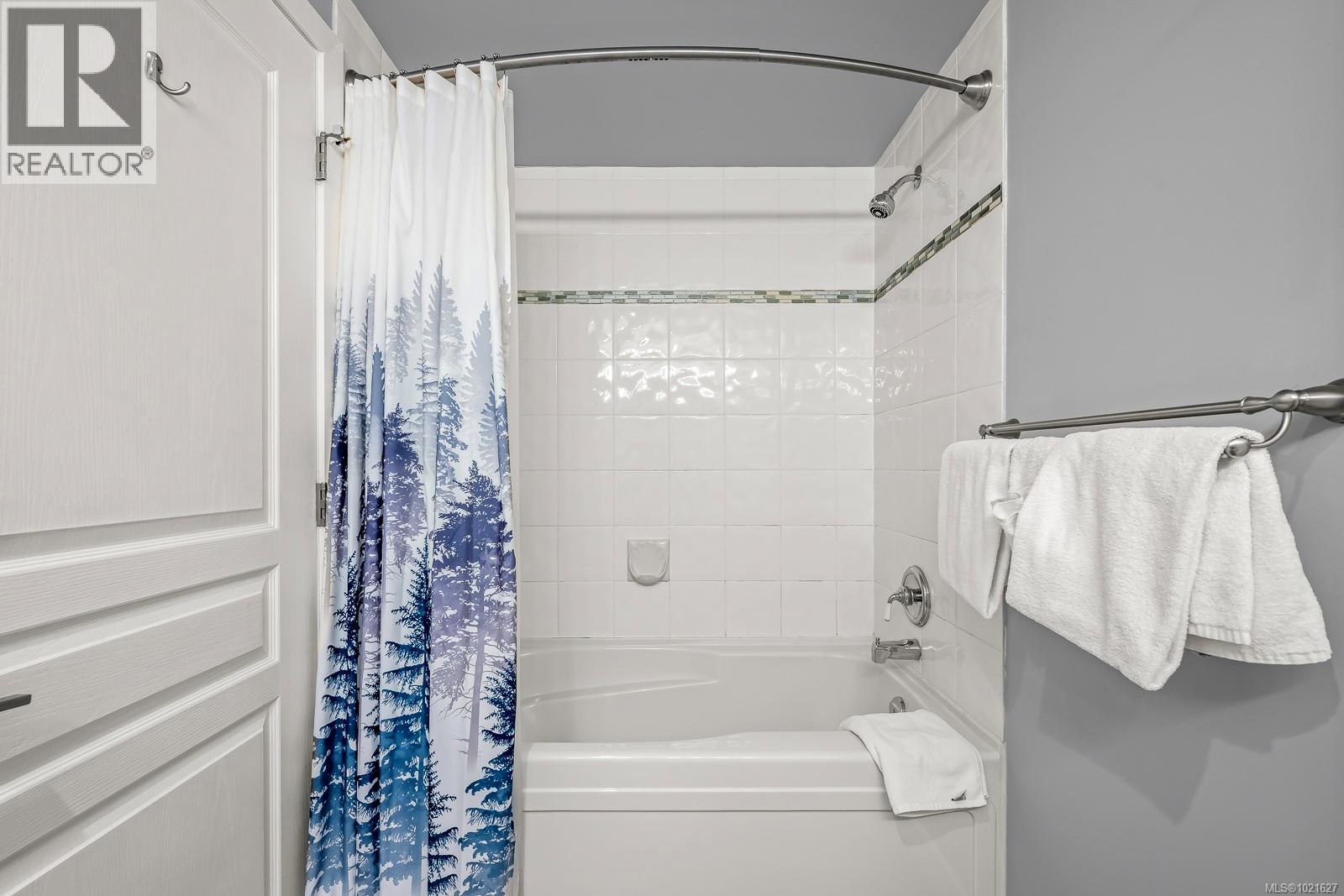 210 1290 Alpine Rd, Courtenay