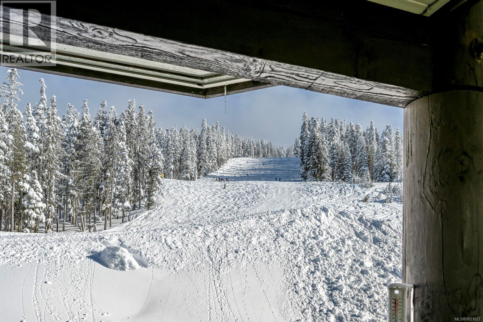 210 1290 Alpine Rd, Courtenay