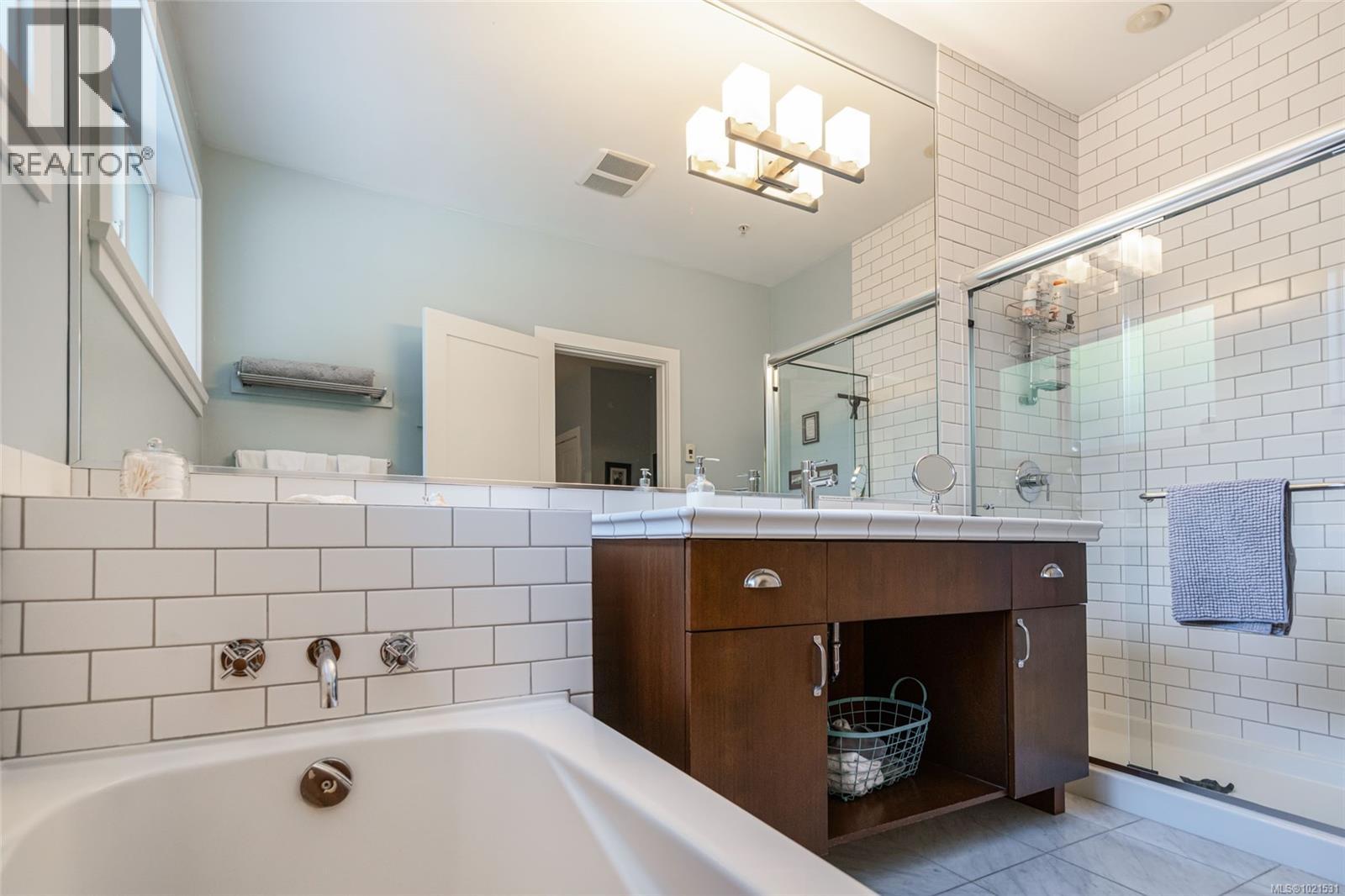 53 1059 Tanglewood Pl, Parksville