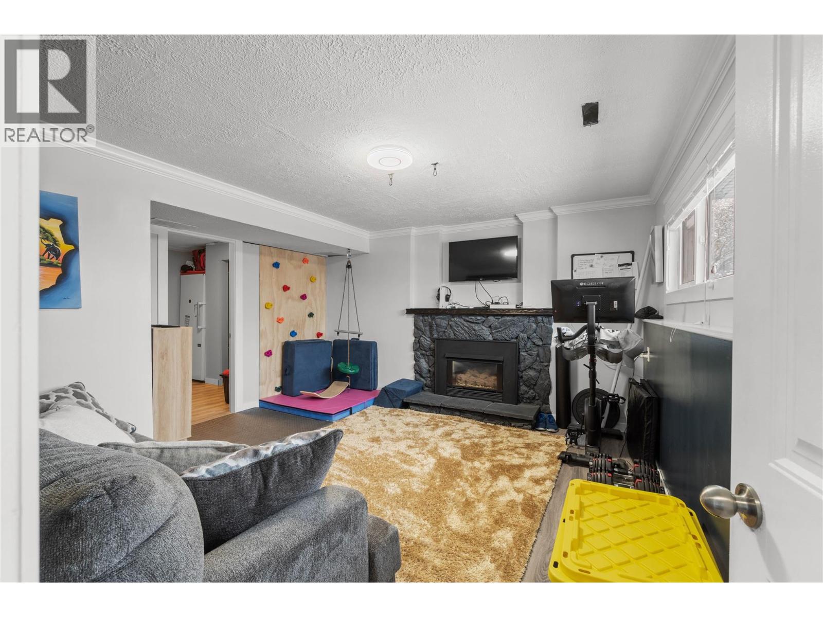 908 GLENEAGLES Drive, Kamloops