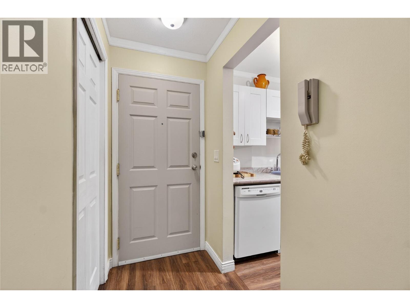 202 103 George Street, Enderby