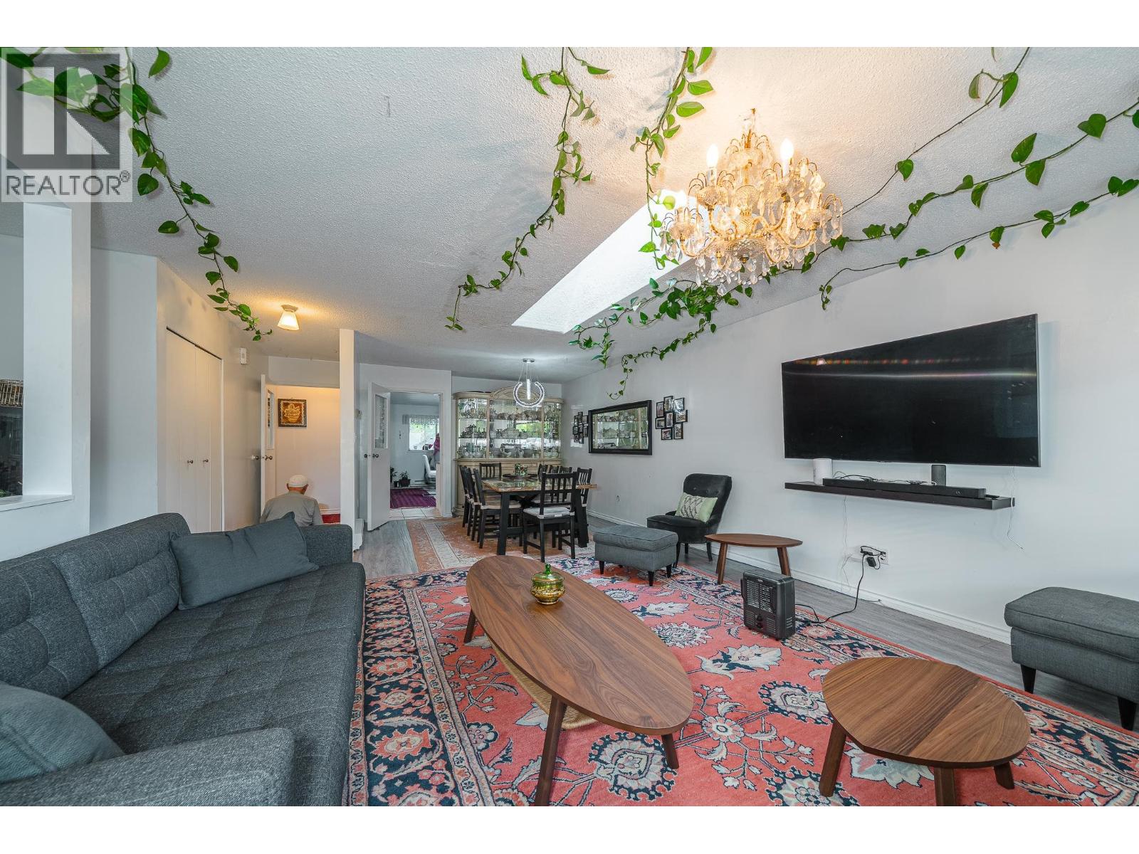 4920 CLAUDE AVENUE, Burnaby