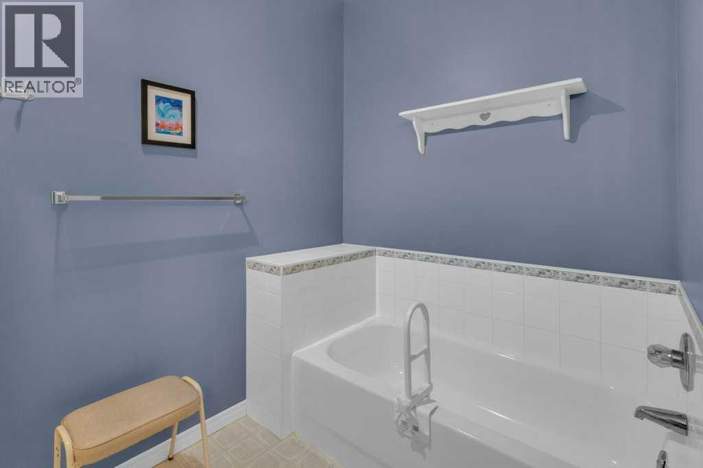 Single Family House for Sale in   Dalhousie Drive NW Dalhousie Calgary 