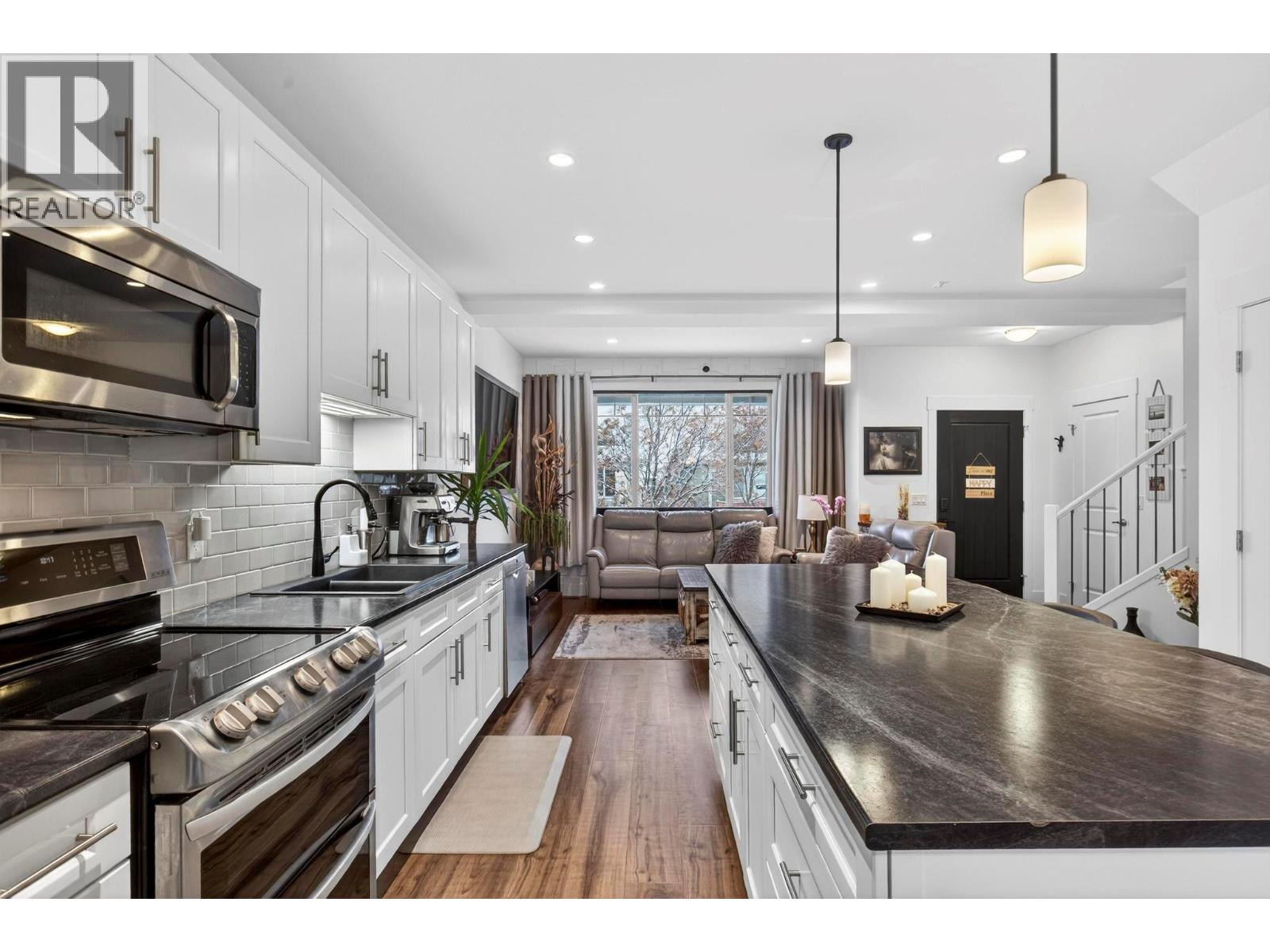  1273 Bergamot Avenue, Kelowna