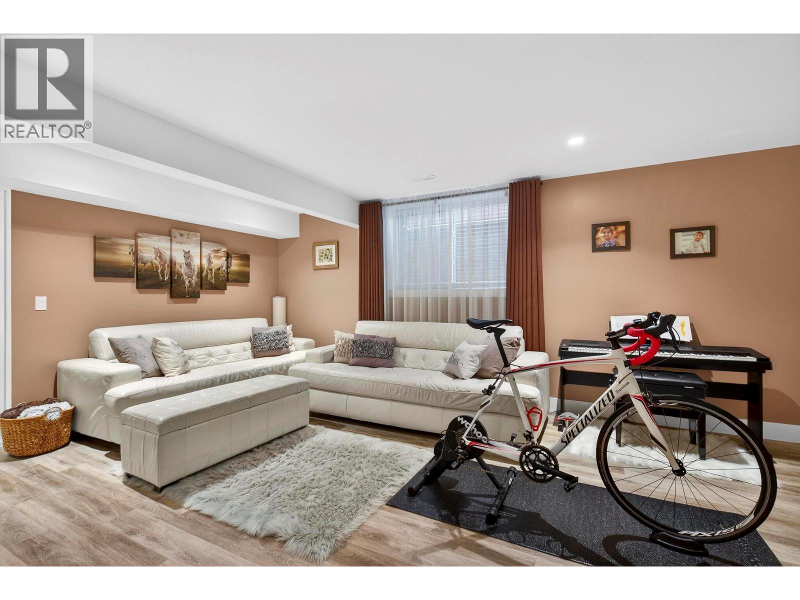  1273 Bergamot Avenue, Kelowna