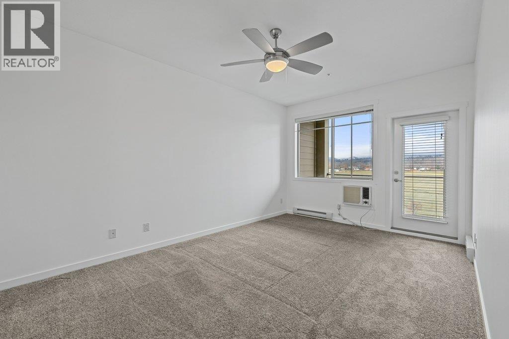 305 3735 Casorso Road, Kelowna