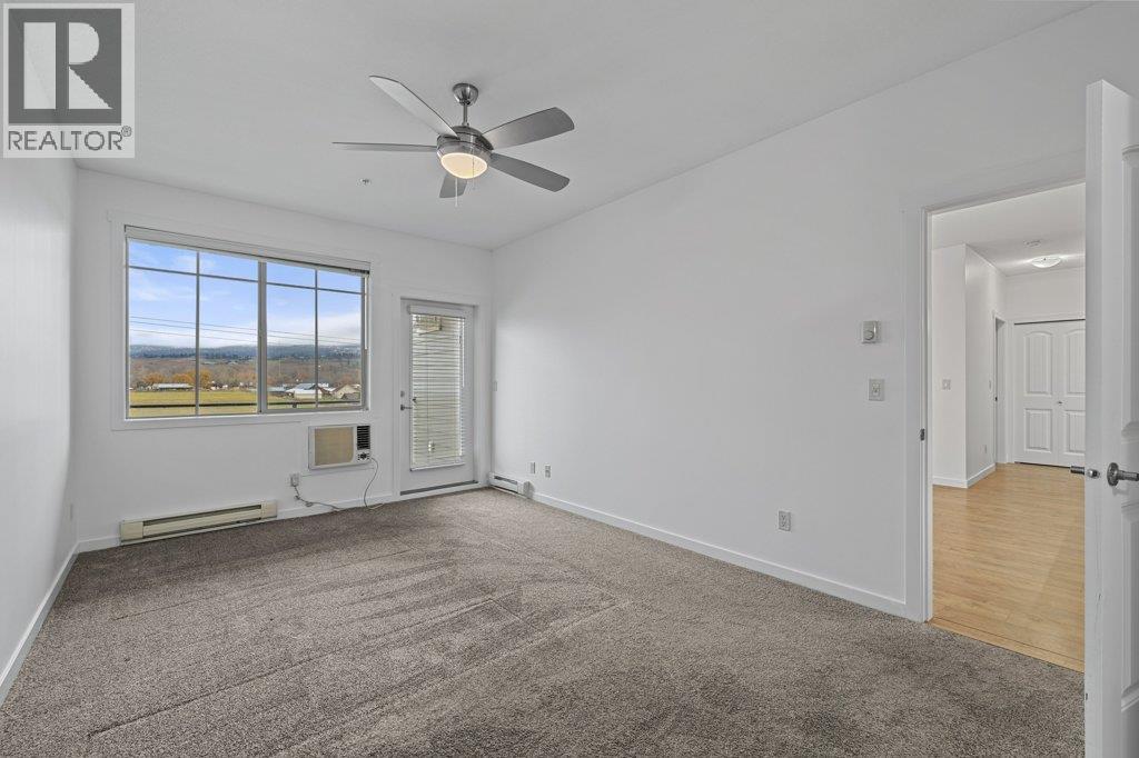 305 3735 Casorso Road, Kelowna