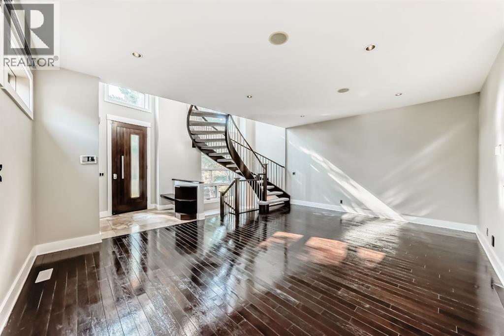 Single Family House for Sale in   Avenue SW Richmond Calgary 