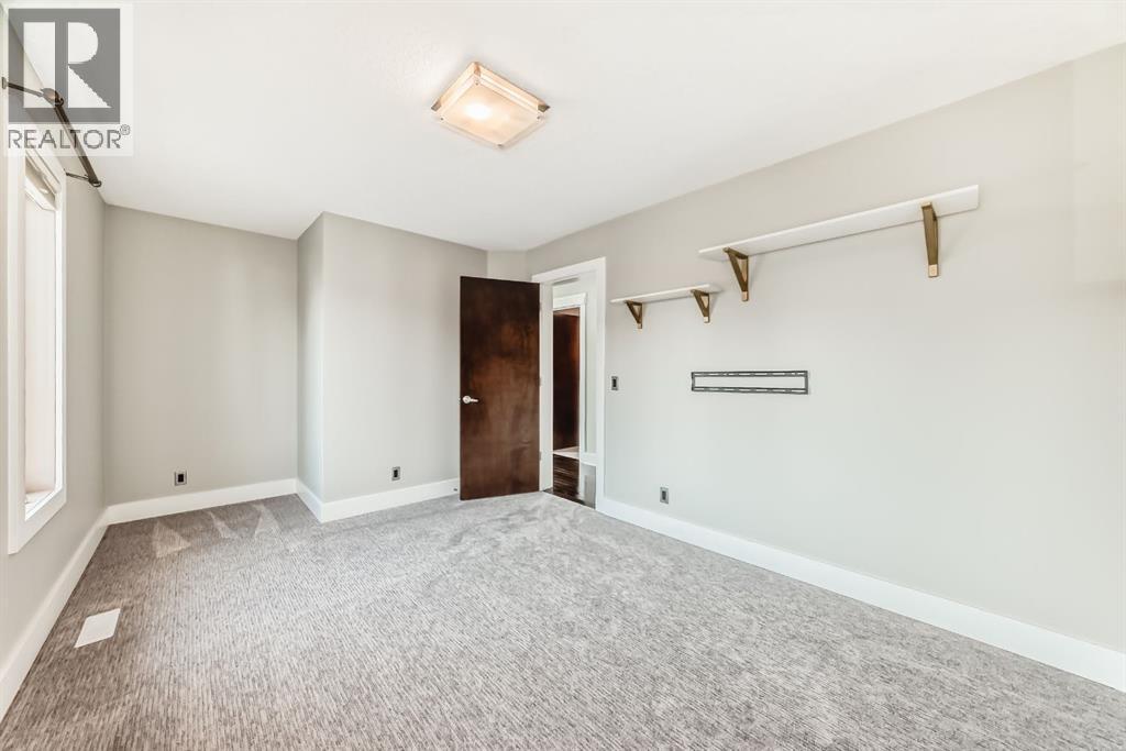 Single Family House for Sale in   Avenue SW Richmond Calgary 