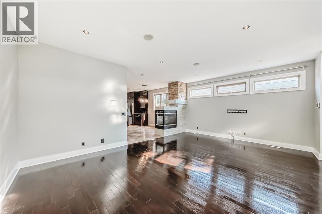 Single Family House for Sale in   Avenue SW Richmond Calgary 