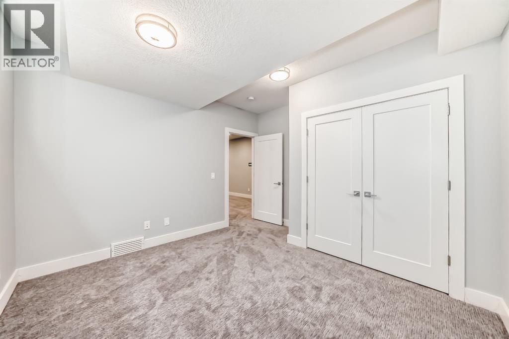 Single Family House for Sale in   Avenue SW Richmond Calgary 