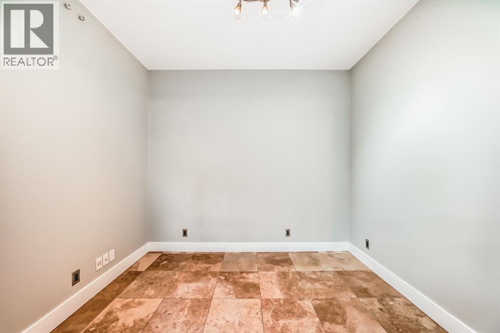 Single Family House for Sale in   Avenue SW Richmond Calgary 