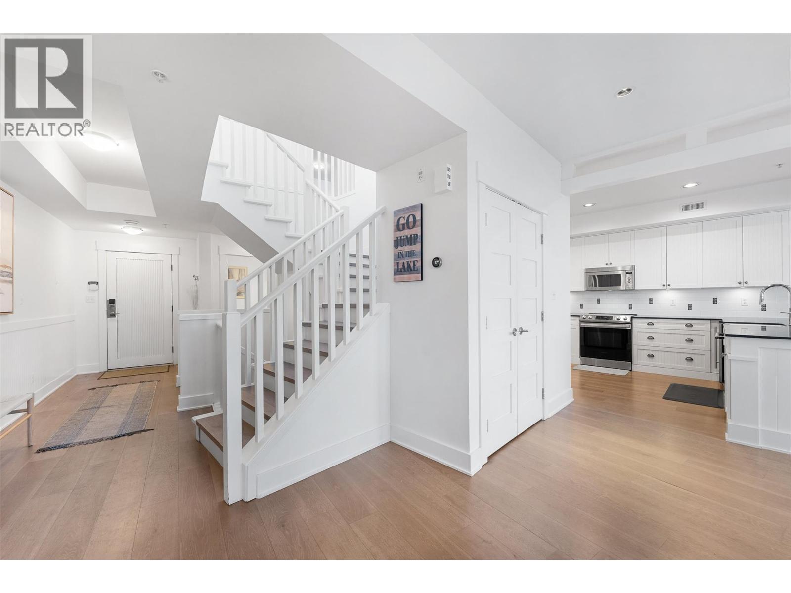 325 3880 Truswell Road, Kelowna