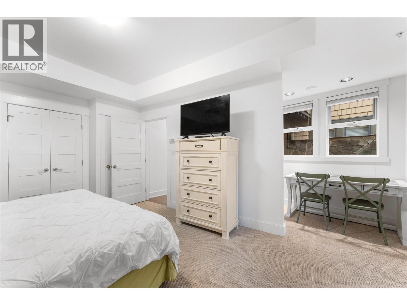 325 3880 Truswell Road, Kelowna