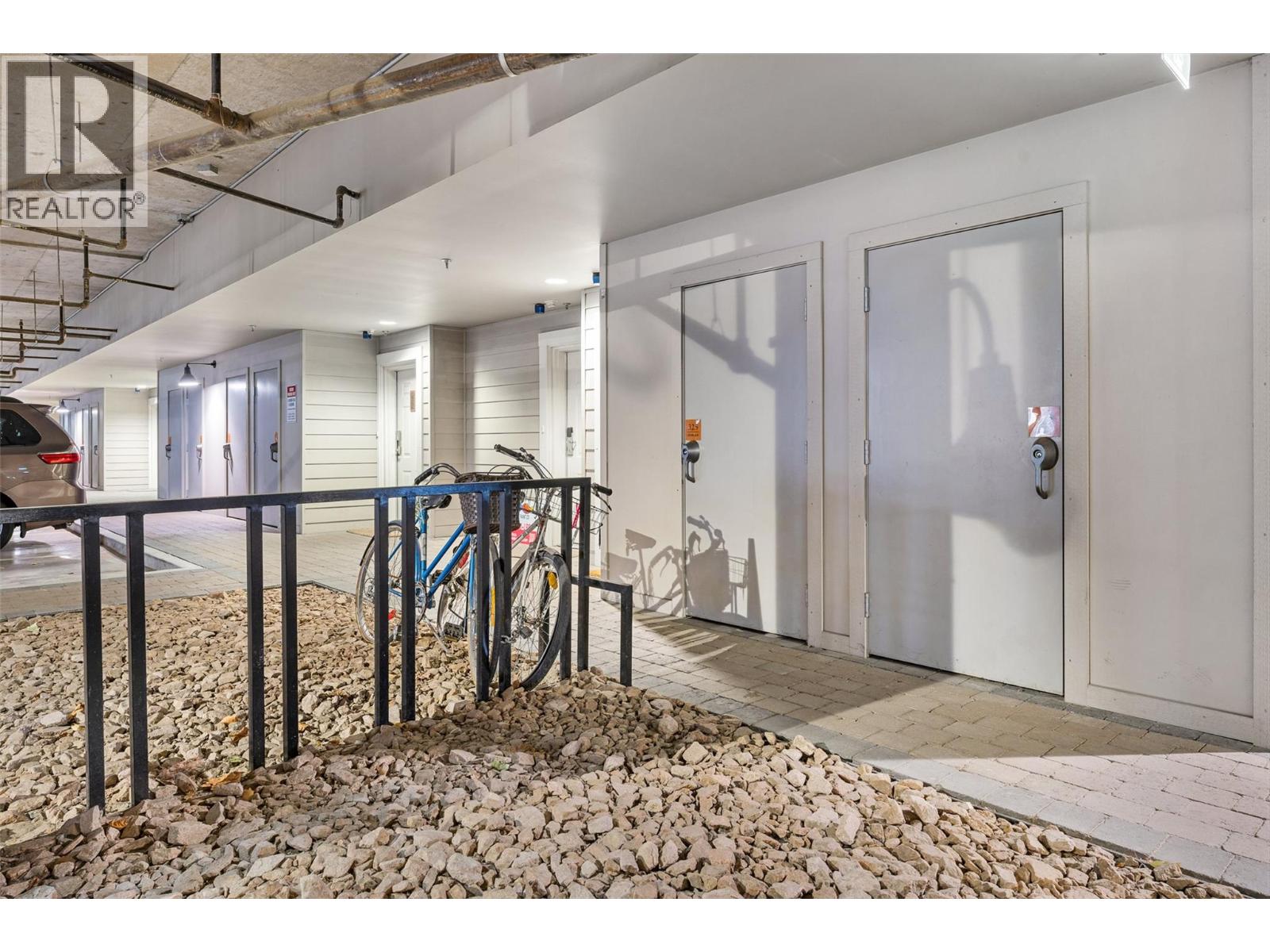 325 3880 Truswell Road, Kelowna