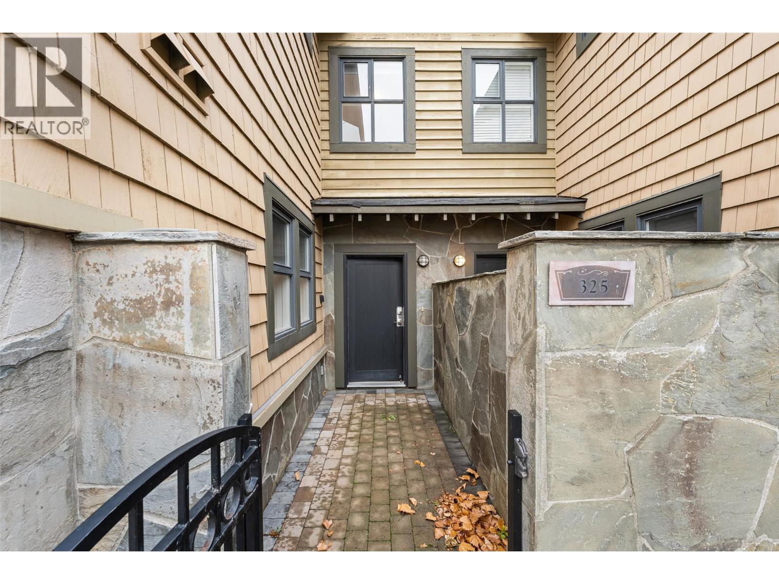 325 3880 Truswell Road, Kelowna