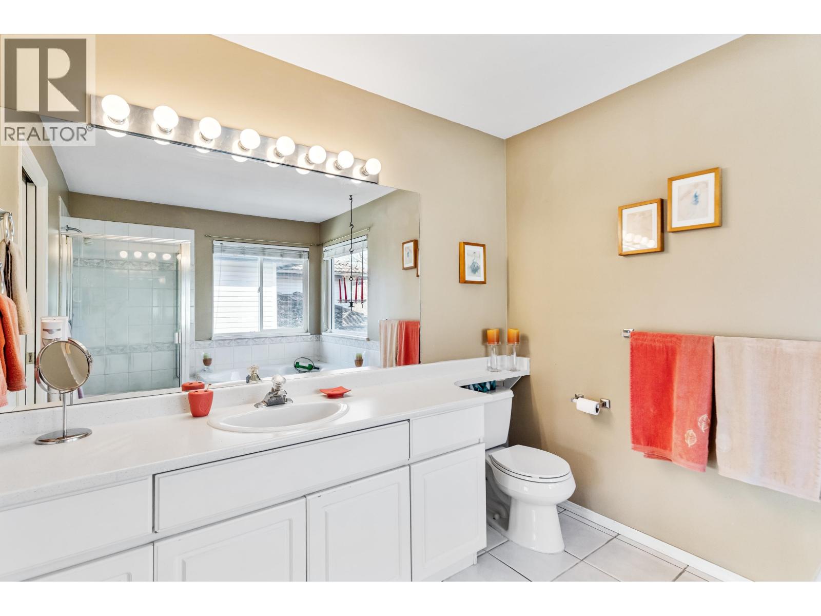 939 RIVERSIDE DRIVE, Port Coquitlam