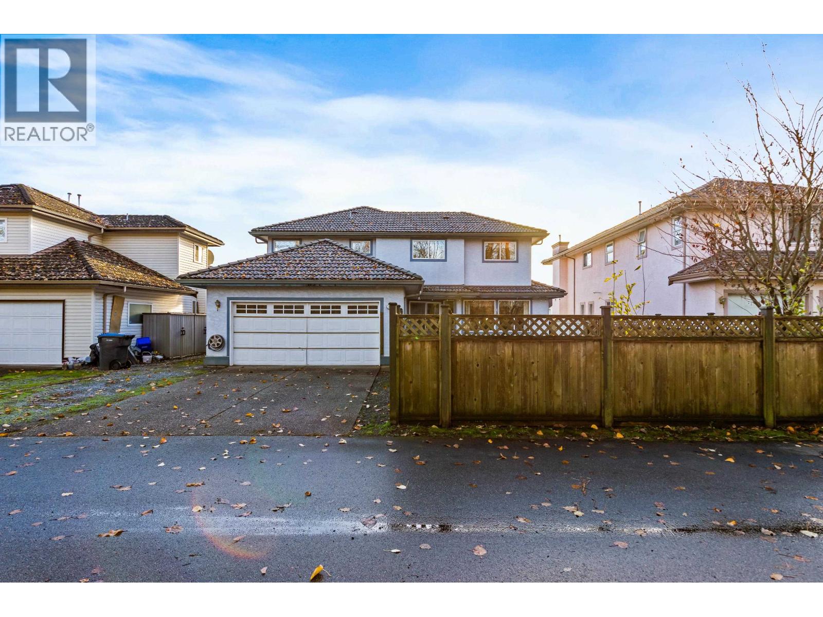 939 RIVERSIDE DRIVE, Port Coquitlam