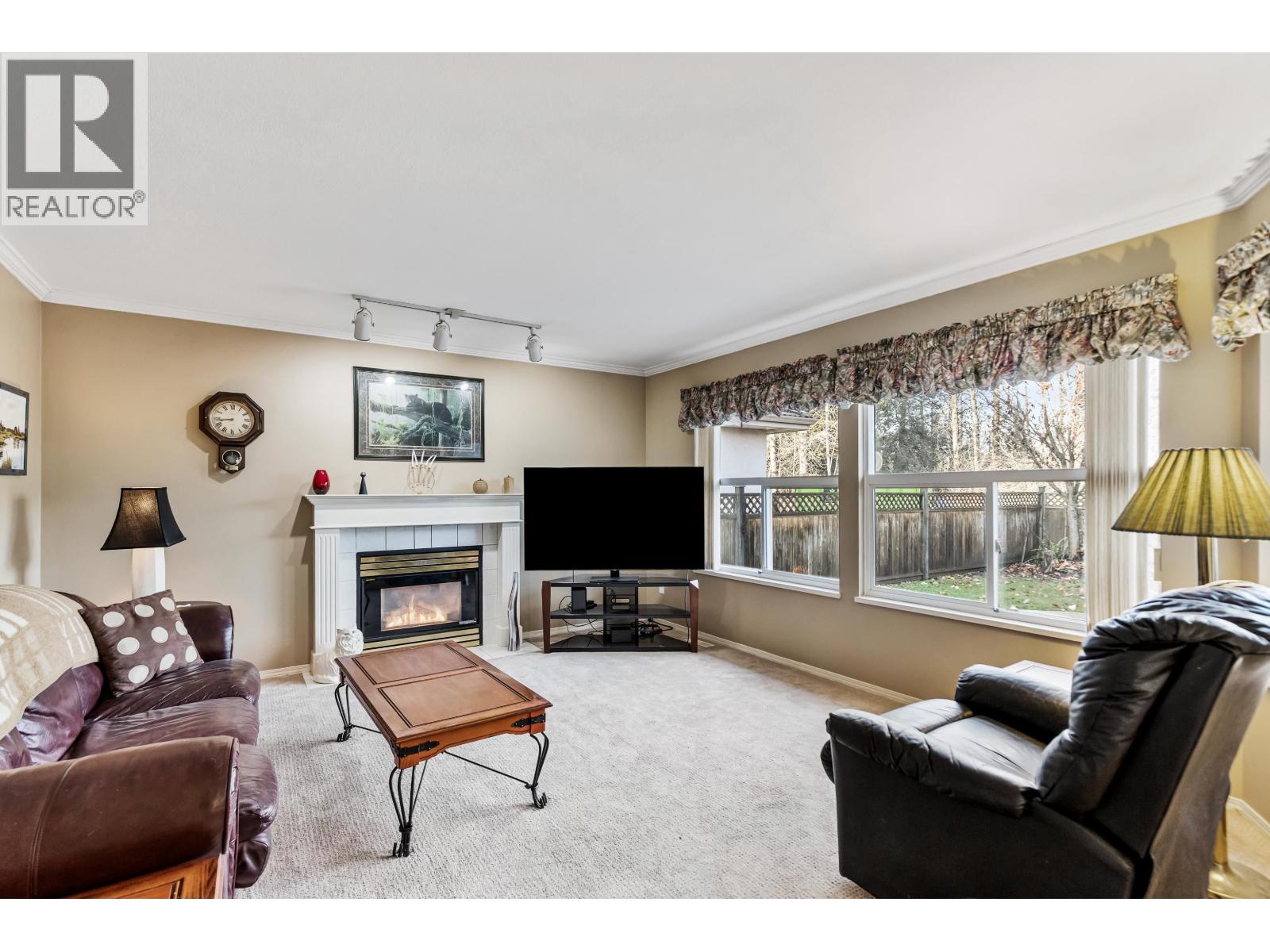 939 RIVERSIDE DRIVE, Port Coquitlam